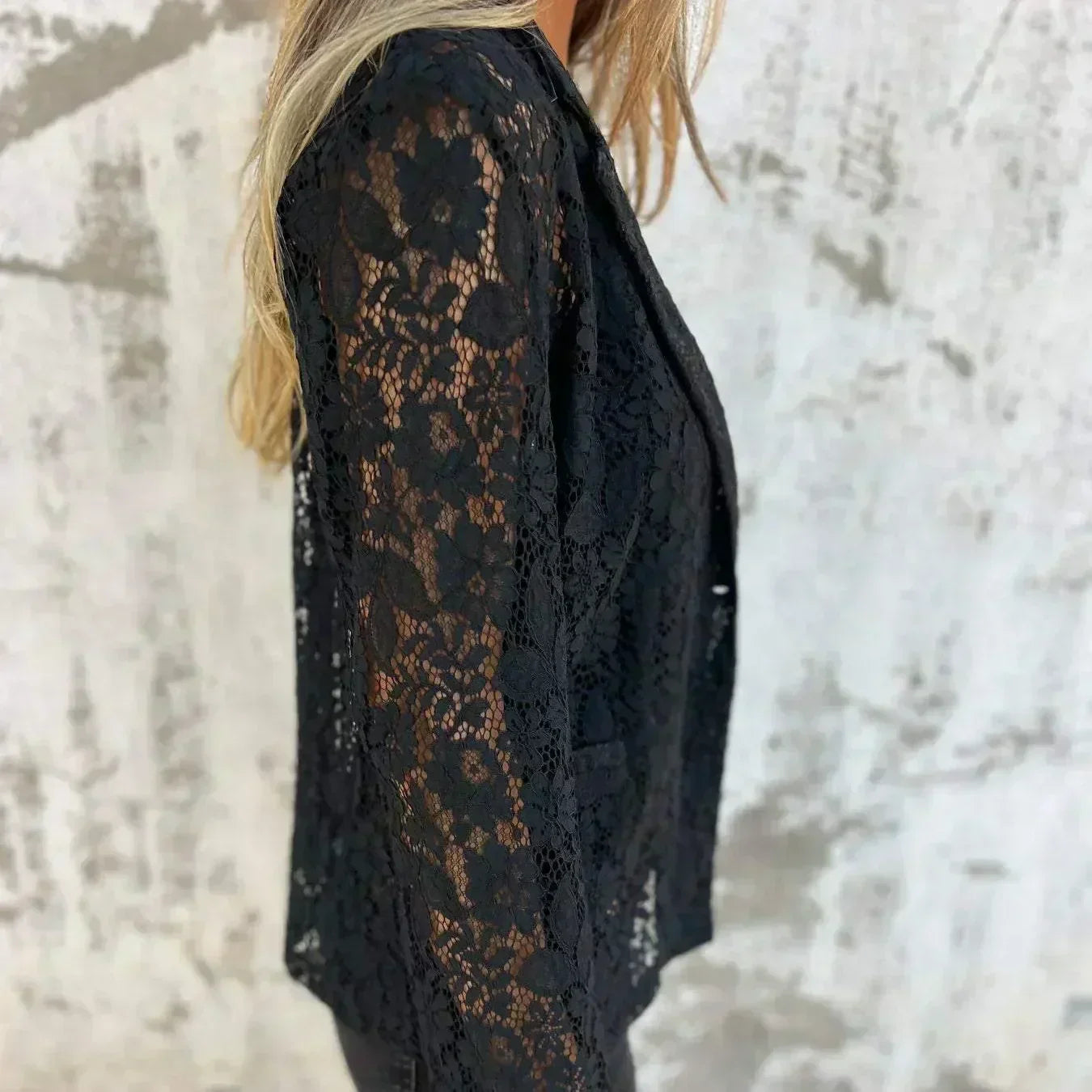 Blazer Floral de Renda e Malha
