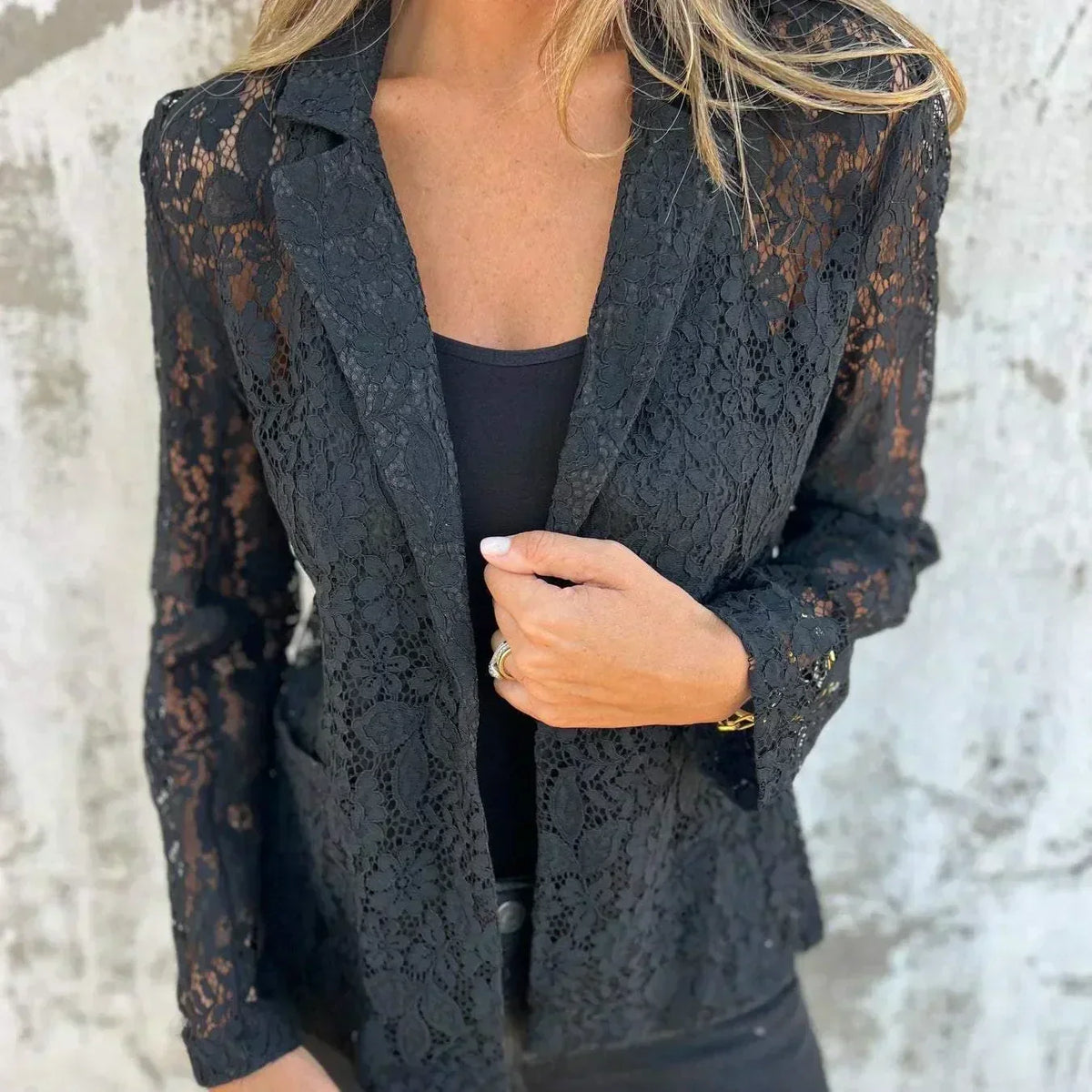 Blazer Floral de Renda e Malha